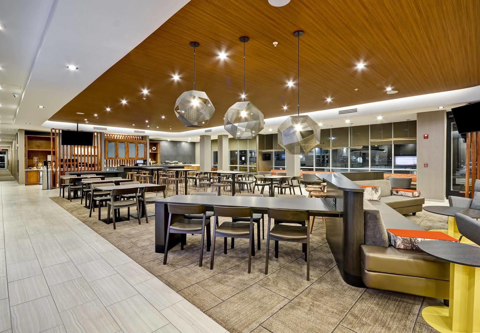 Springhill Suites By Marriott Cincinnati Blue Ash Exteriér fotografie